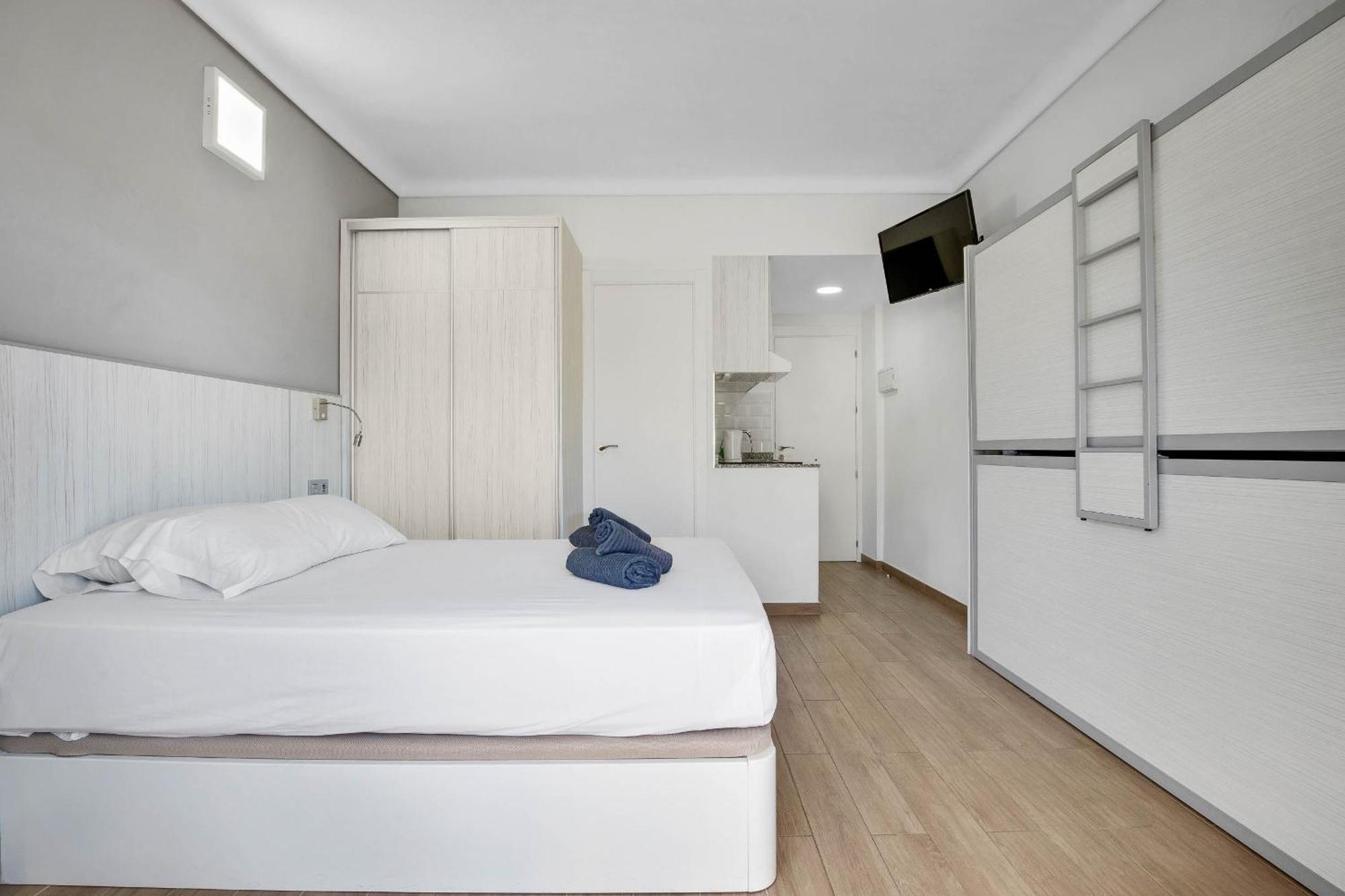 Carihuela Palace Studio 417 Beach - Playa Torremolinos Exterior foto